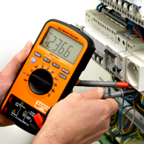 Multimetros y pinzas