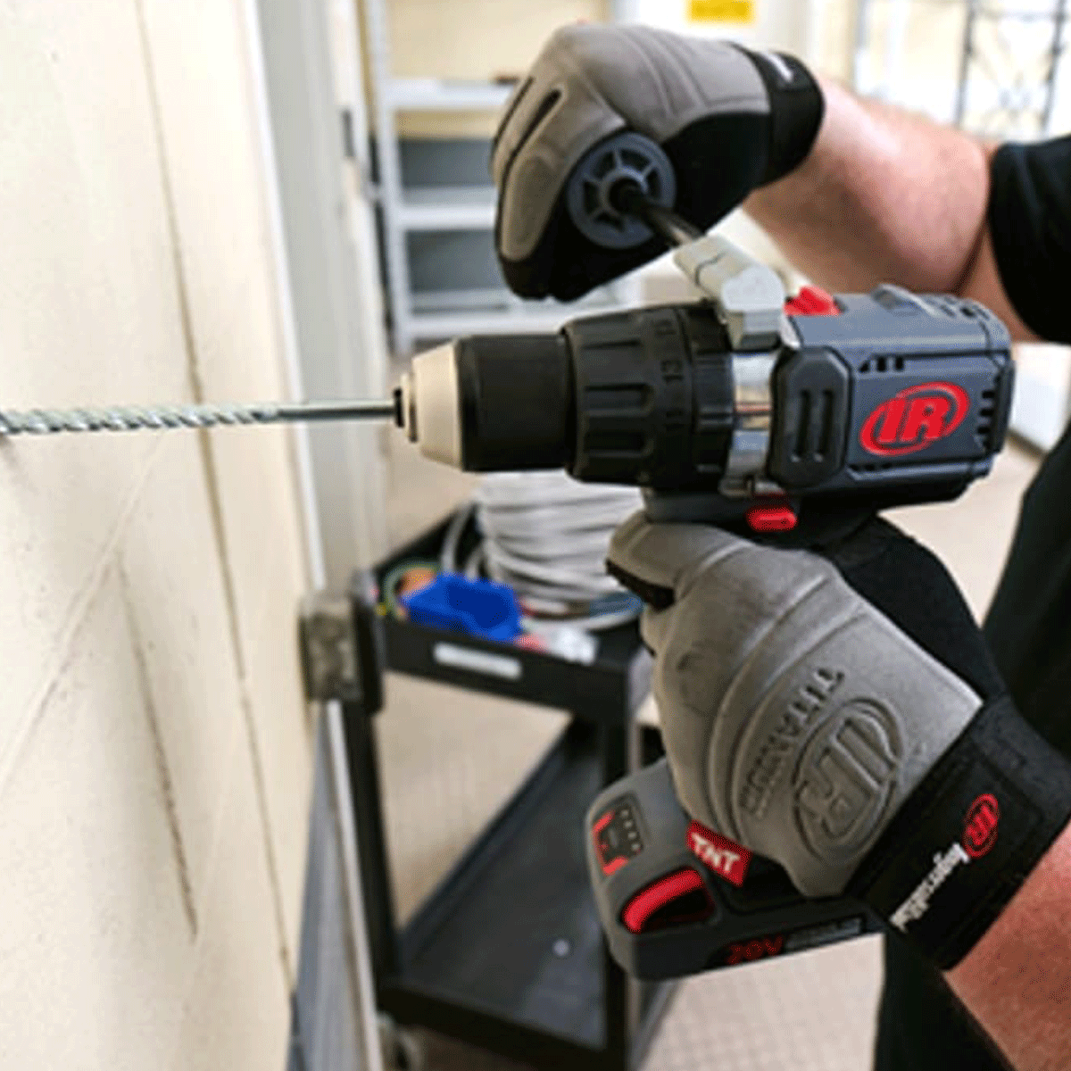 Taladro Ingersoll Rand D5241 realizando trabajo de perforación